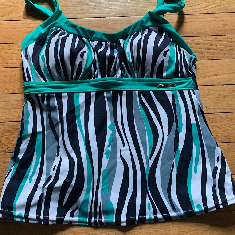 ZeroXposur Swimwear Bathing suit top